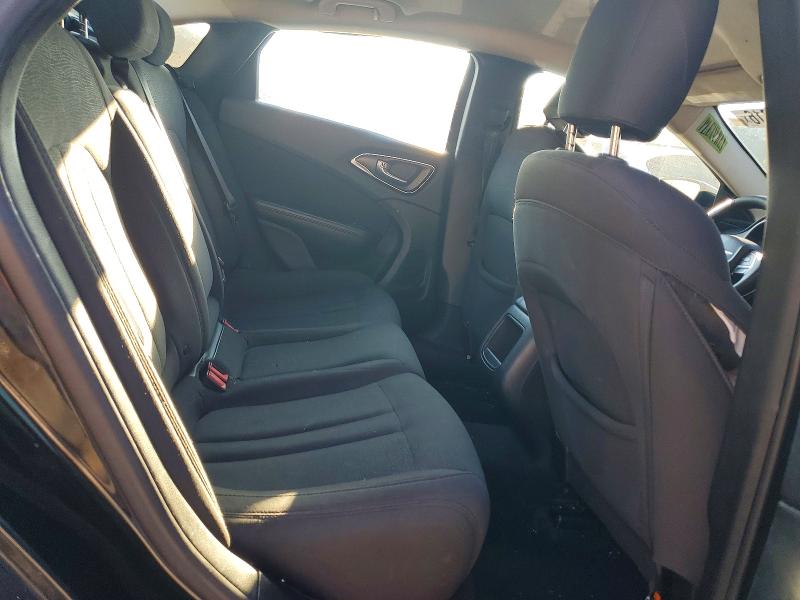 صورة رقم 10 من المزاد - 2015 CHRYSLER 200 مع VIN 1C3CCCABXFN682293