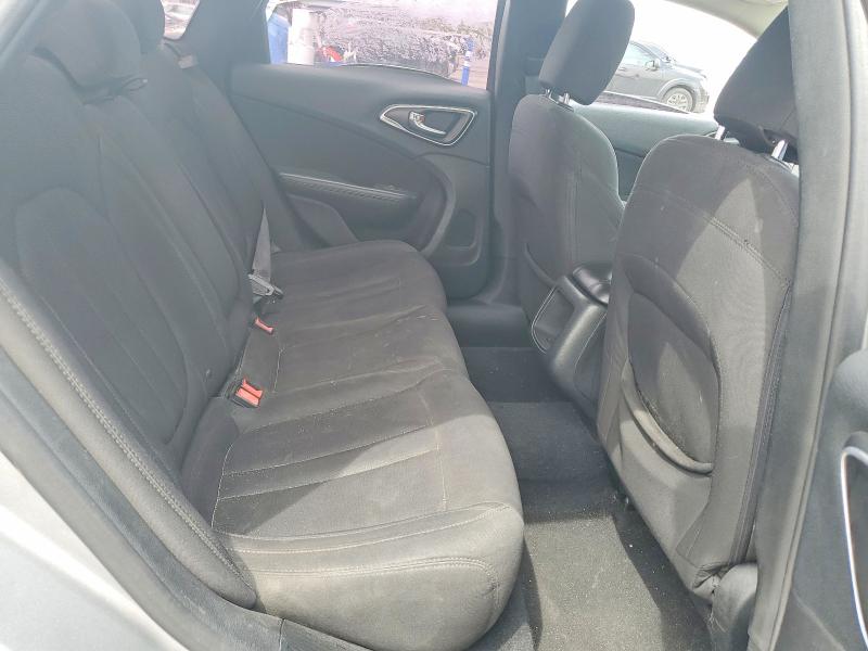 Photo 10 from auction – 2015 CHRYSLER 200 with VIN 1C3CCCAB3FN564960