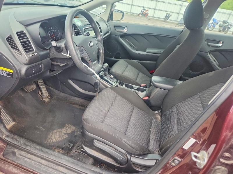 Foto 7 de la subasta – 2017 KIA FORTE con VIN 3KPFK4A70HE101405