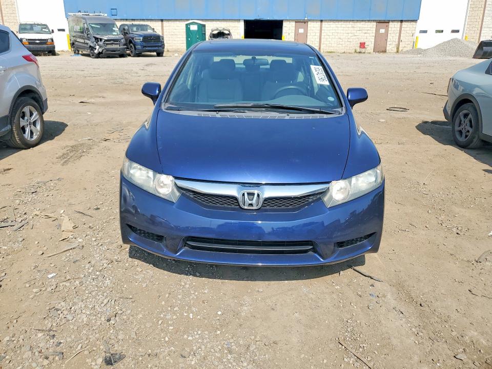 Photo 5 from auction – 2010 HONDA CIVIC with VIN 19XFA1E8XAE008675