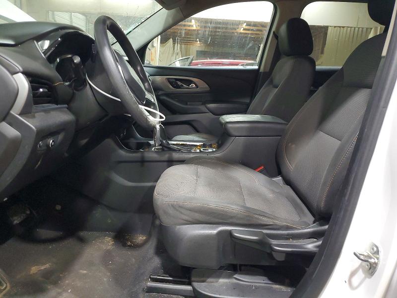 Photo 7 from auction – 2018 CHEVROLET TRAVERSE with VIN 1GNERFKW6JJ137091