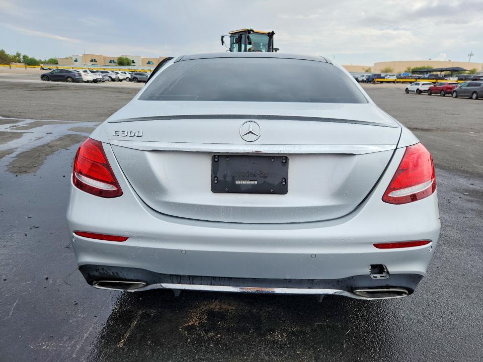 Photo 6 from auction – 2018 MERCEDES-BENZ E with VIN WDDZF4JB3JA439305