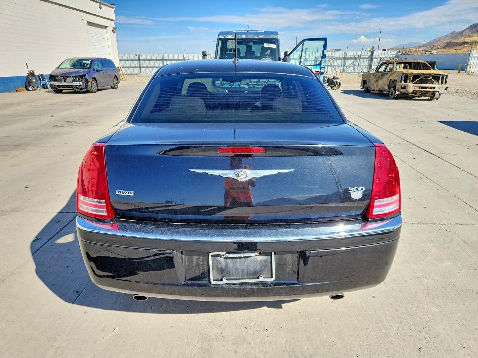 Photo 6 from auction – 2008 CHRYSLER 300C with VIN 2C3KK63H78H131512