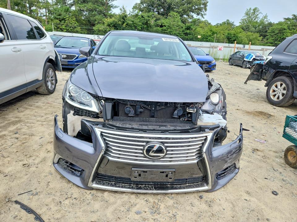 Photo 5 from auction – 2015 LEXUS LS with VIN JTHCL5EF9F5025343