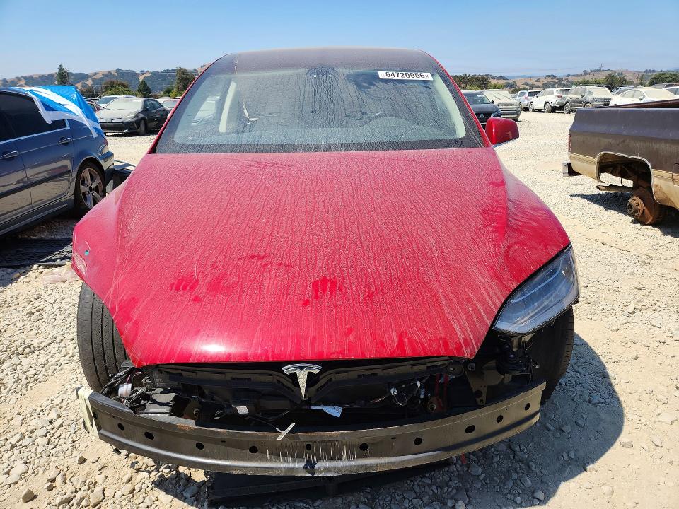 Photo 5 from auction – 2018 TESLA MODEL X with VIN 5YJXCAE26JF127182