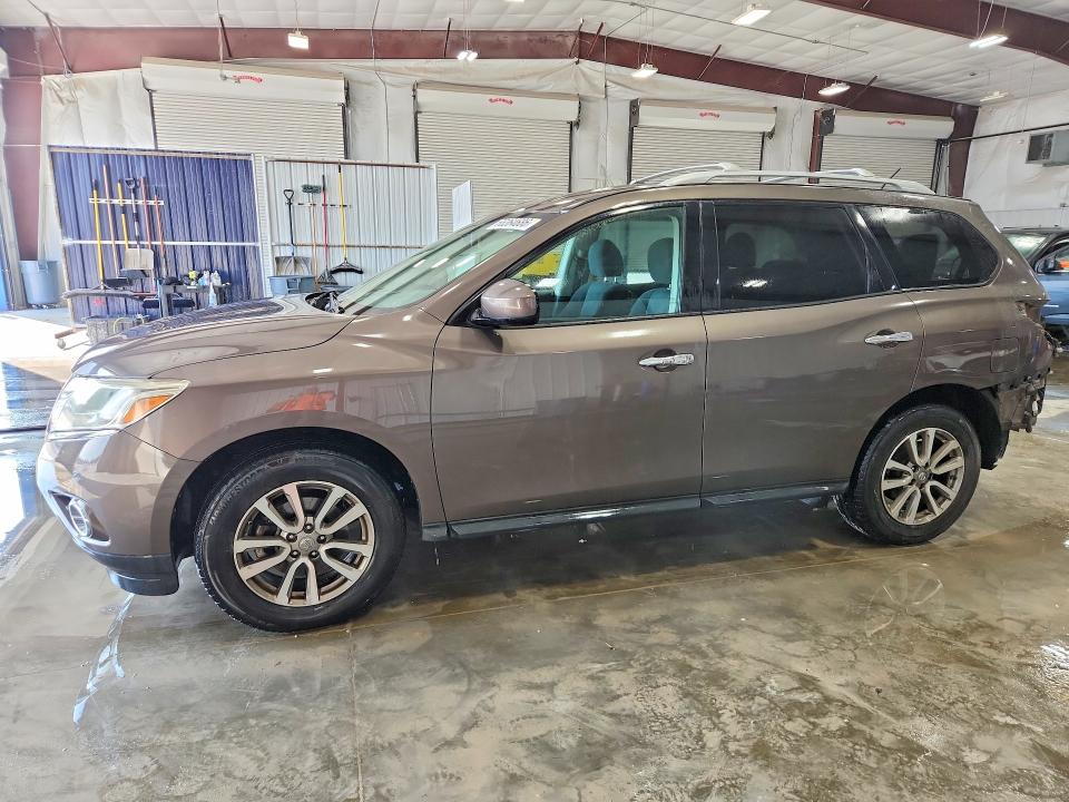 Снимка 1 от търг – 2015 NISSAN PATHFINDER с VIN 5N1AR2MMXFC626225