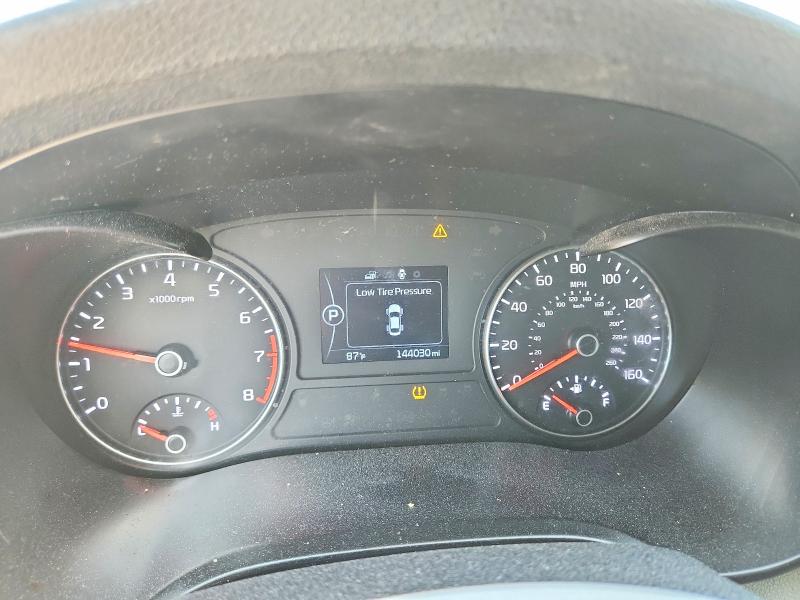 Photo 9 from auction – 2018 KIA OPTIMA with VIN 5XXGT4L30JG245447