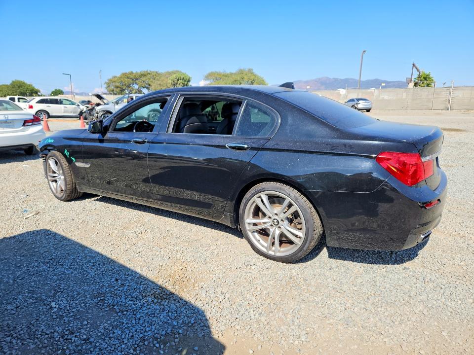 Photo 2 from auction – 2012 BMW 750 with VIN WBAKB8C52CDX20838