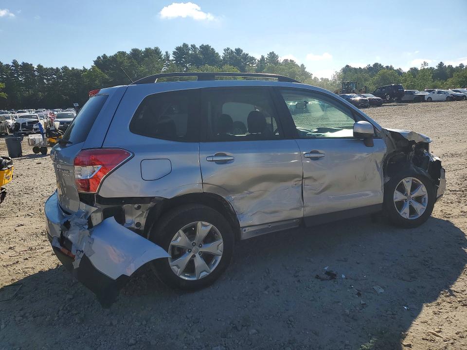 Photo 3 from auction – 2015 SUBARU FORESTER with VIN JF2SJADC3FH415115