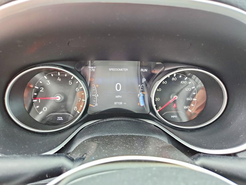 Photo 9 from auction – 2018 JEEP COMPASS with VIN 3C4NJDBB8JT401213