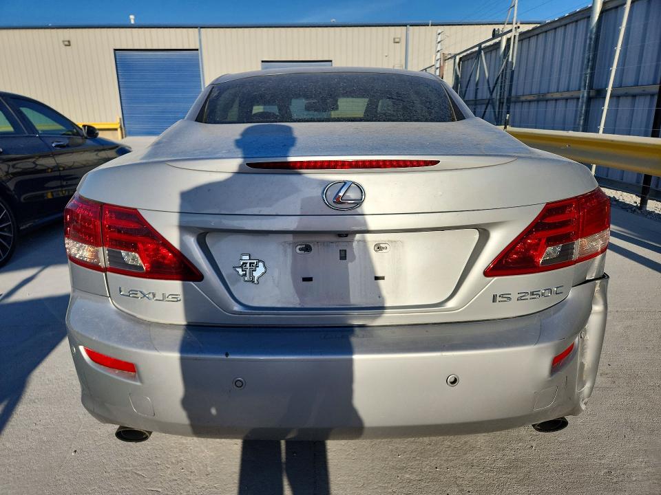 Photo 6 from auction – 2010 LEXUS IS 250C with VIN JTHFF2C24A2506579