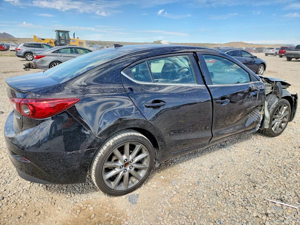 Photo 3 from auction – 2018 MAZDA 3 with VIN 3MZBN1V35JM273272