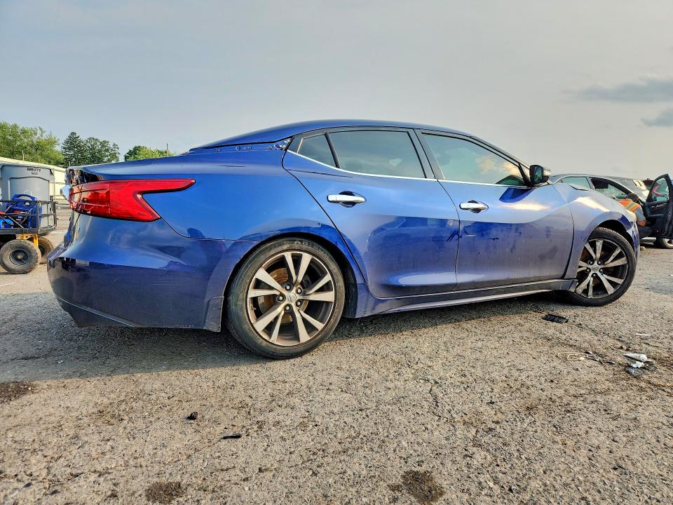 Photo 3 from auction – 2017 NISSAN MAXIMA with VIN 1N4AA6AP6HC424394