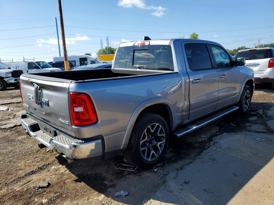 Photo 3 from auction – 2025 RAM 1500 with VIN 1C6SRFJP2SN512305