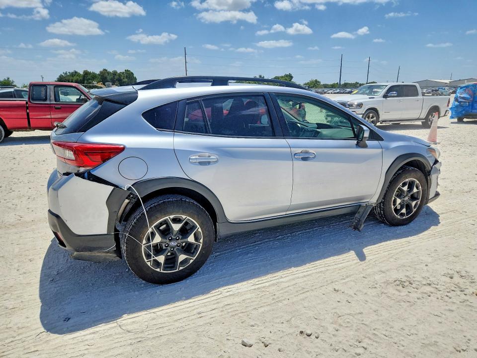 Photo 3 from auction – 2020 SUBARU CROSSTREK with VIN JF2GTAEC0LH203363