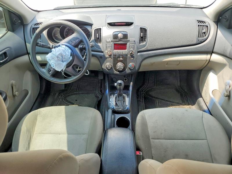 Photo 8 from auction – 2011 KIA FORTE with VIN KNAFT4A24B5887274