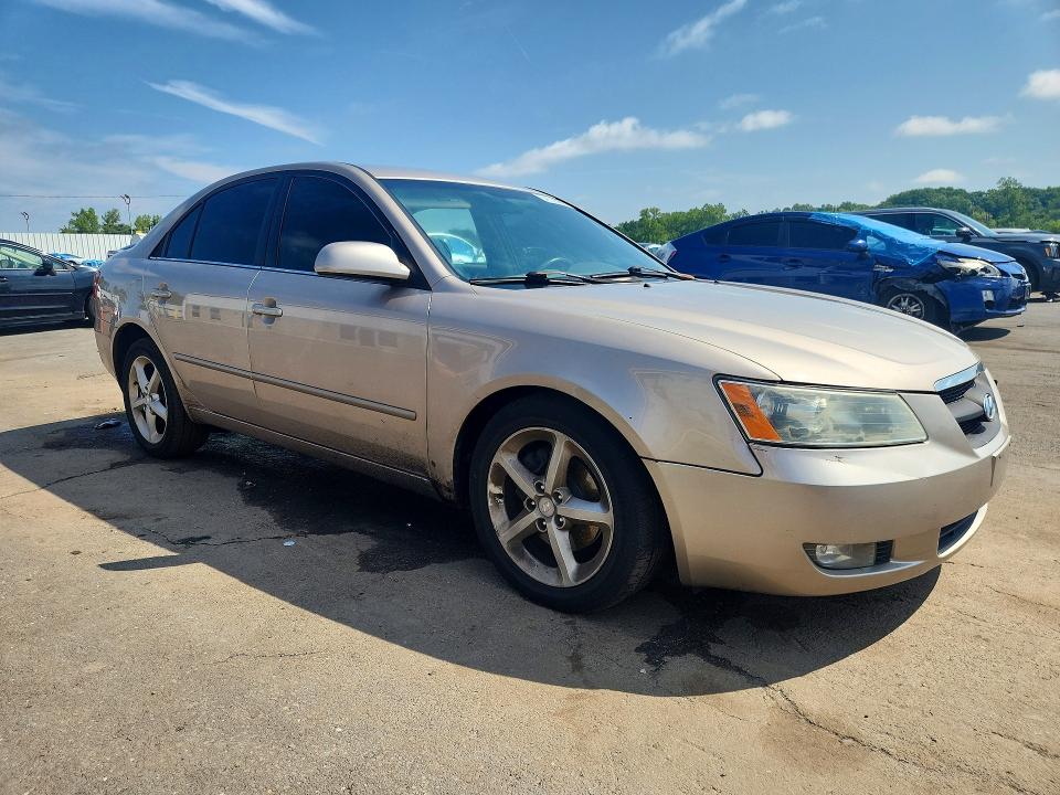 Photo 4 from auction – 2007 HYUNDAI SONATA with VIN 5NPEU46F17H219415