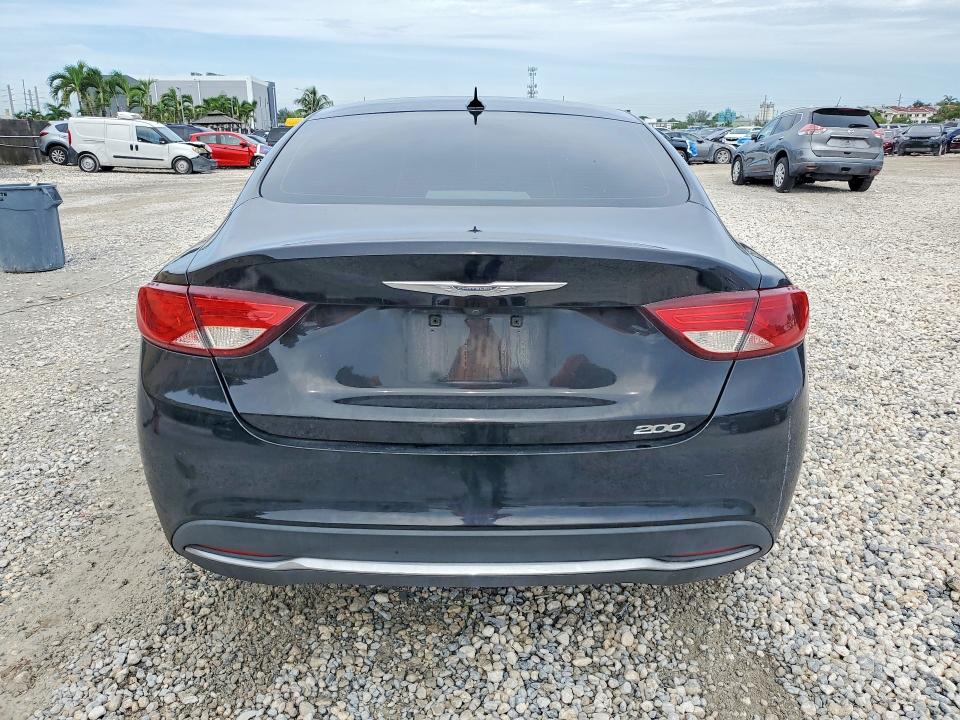Photo 6 from auction – 2017 CHRYSLER 200 with VIN 1C3CCCAB6HN502200