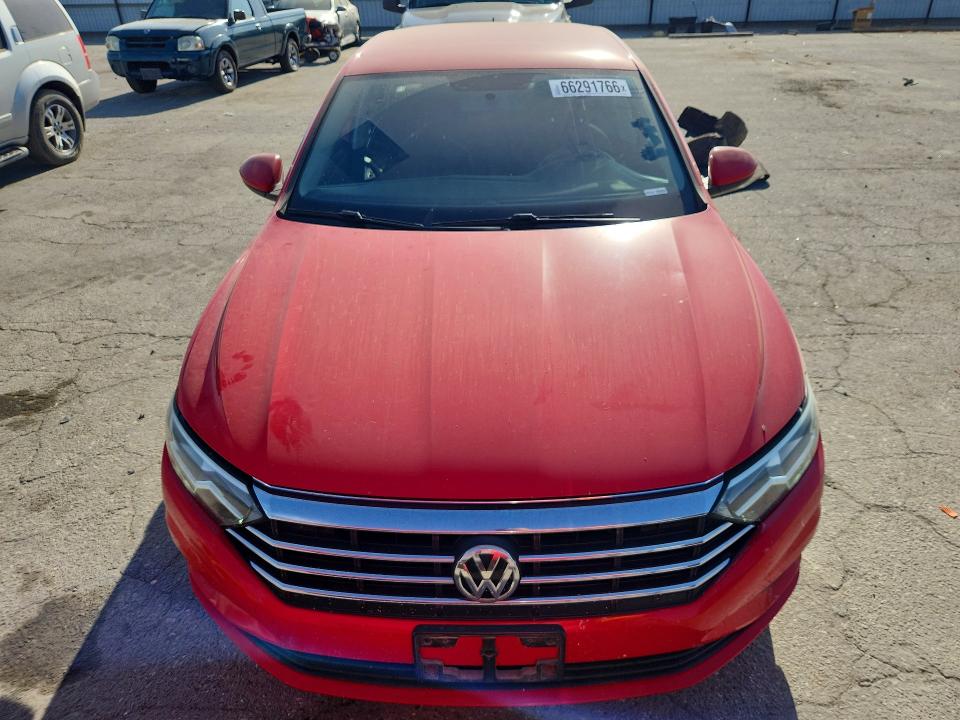 Photo 5 from auction – 2019 VOLKSWAGEN JETTA with VIN 3VWC57BU1KM186636