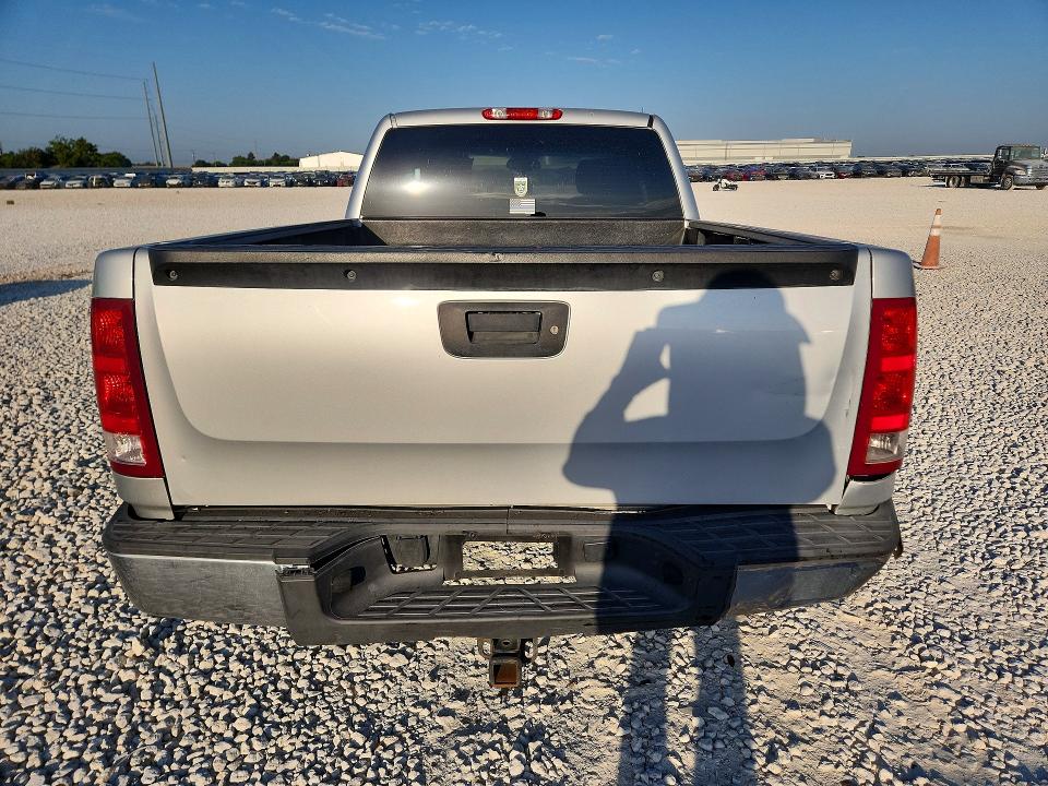 Zdjęcie 6 z aukcji – 2012 GMC SIERRA z VIN 1GTR1VE00CZ218501