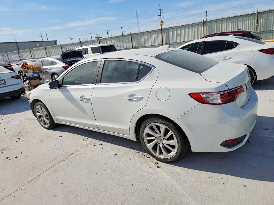 Photo 2 from auction – 2017 ACURA ILX with VIN 19UDE2F33HA014627