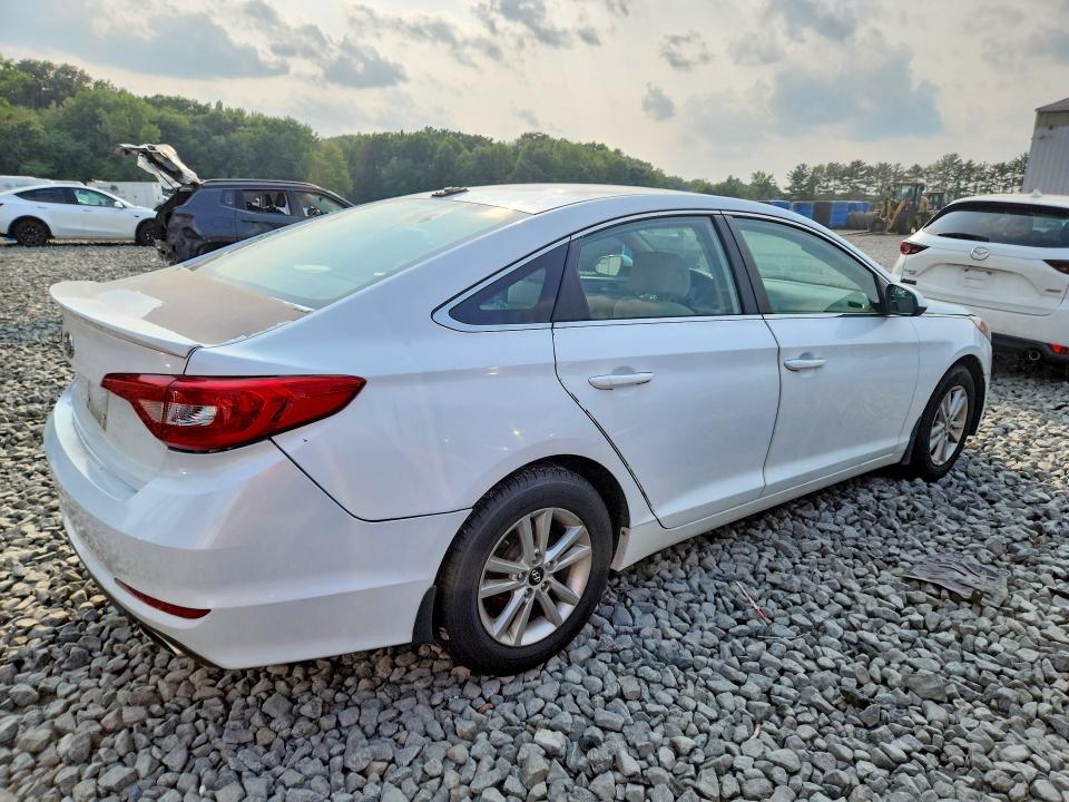 Photo 3 from auction – 2015 HYUNDAI SONATA with VIN 5NPE24AF2FH156353