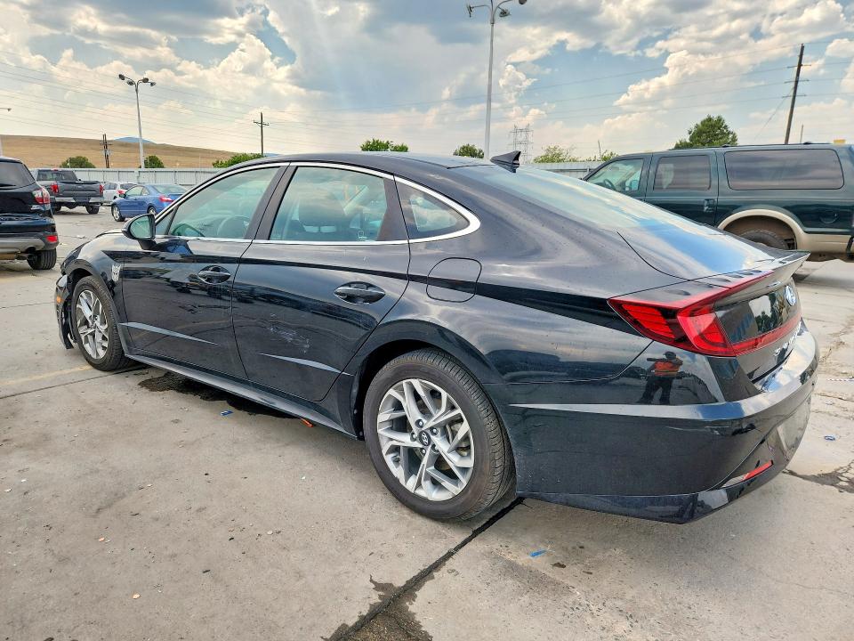 Photo 2 from auction – 2020 HYUNDAI SONATA with VIN 5NPEF4JA4LH038096