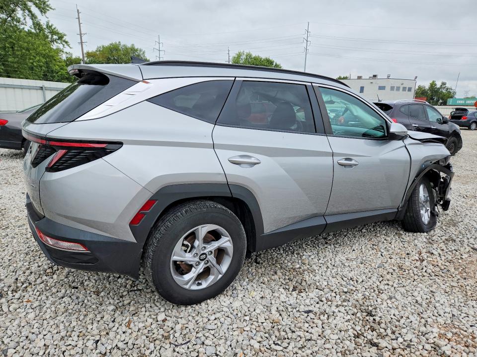Photo 3 from auction – 2023 HYUNDAI TUCSON with VIN 5NMJBCAE3PH193345