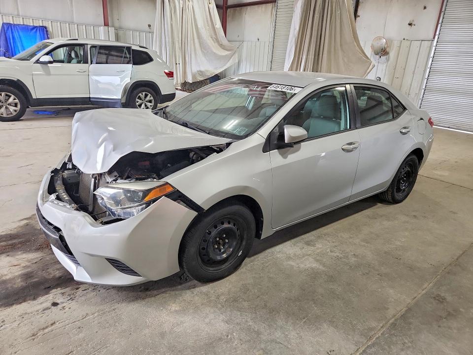 TOYOTA COROLLA 2015 с VIN 2T1BURHE4FC386051 - Фото с аукциона