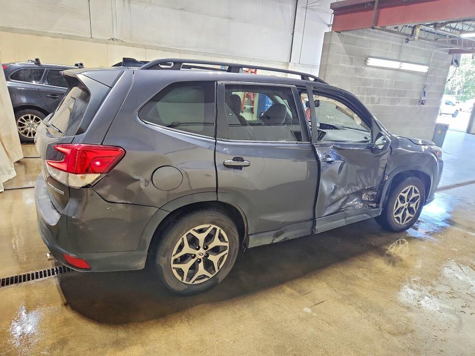 Photo 3 from auction – 2024 SUBARU FORESTER with VIN JF2SKACC2RH465880