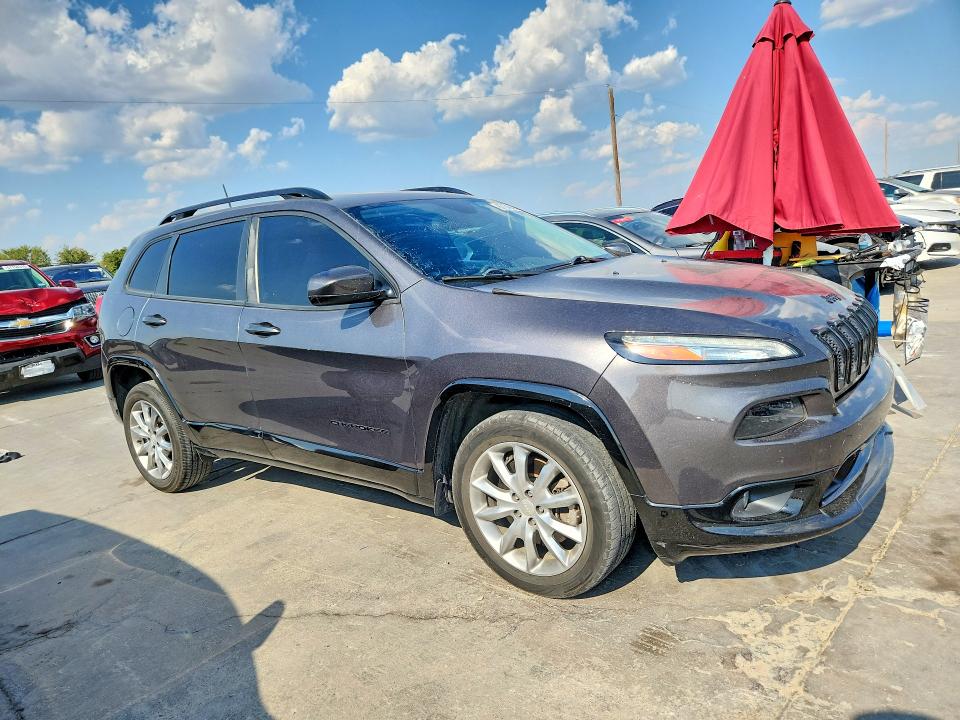 Снимка 4 от търг – 2018 JEEP CHEROKEE с VIN 1C4PJLCB8JD605209