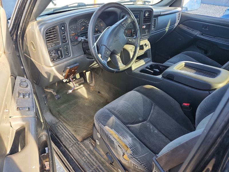 Photo 8 from auction – 2004 CHEVROLET SILVERADO with VIN 2GCEK19T041287692
