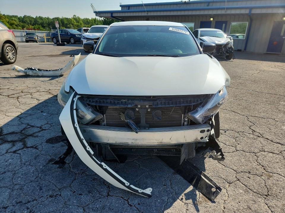 Photo 5 from auction – 2017 NISSAN MAXIMA with VIN 1N4AA6AP5HC389086