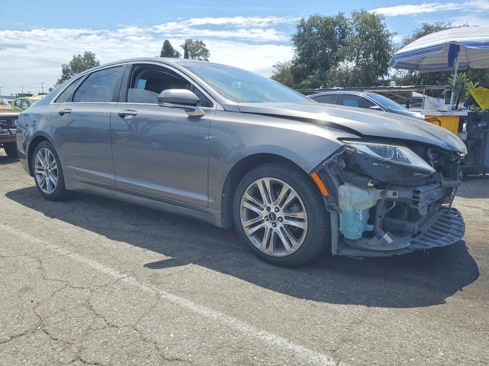 Photo 4 from auction – 2014 LINCOLN MKZ with VIN 3LN6L2LUXER828801