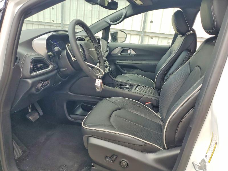 Photo 7 from auction – 2026 CHRYSLER PACIFICA with VIN 2C4RC1GG8TR259921