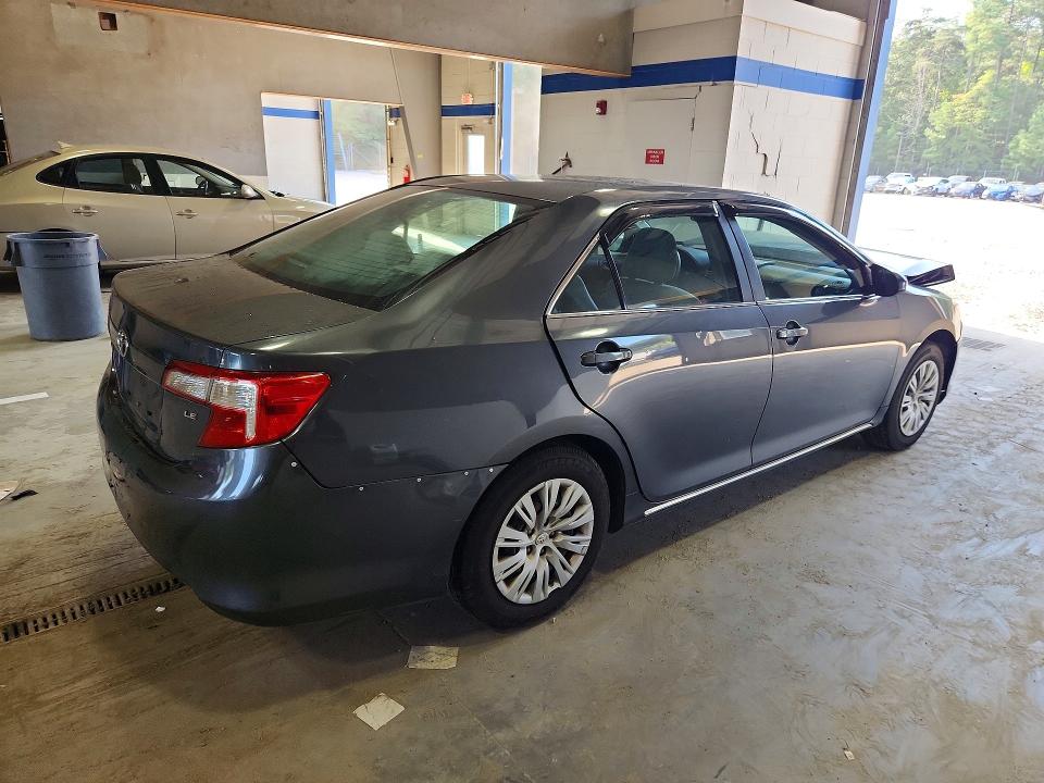 Photo 3 from auction – 2012 TOYOTA CAMRY with VIN 4T1BF1FKXCU056574