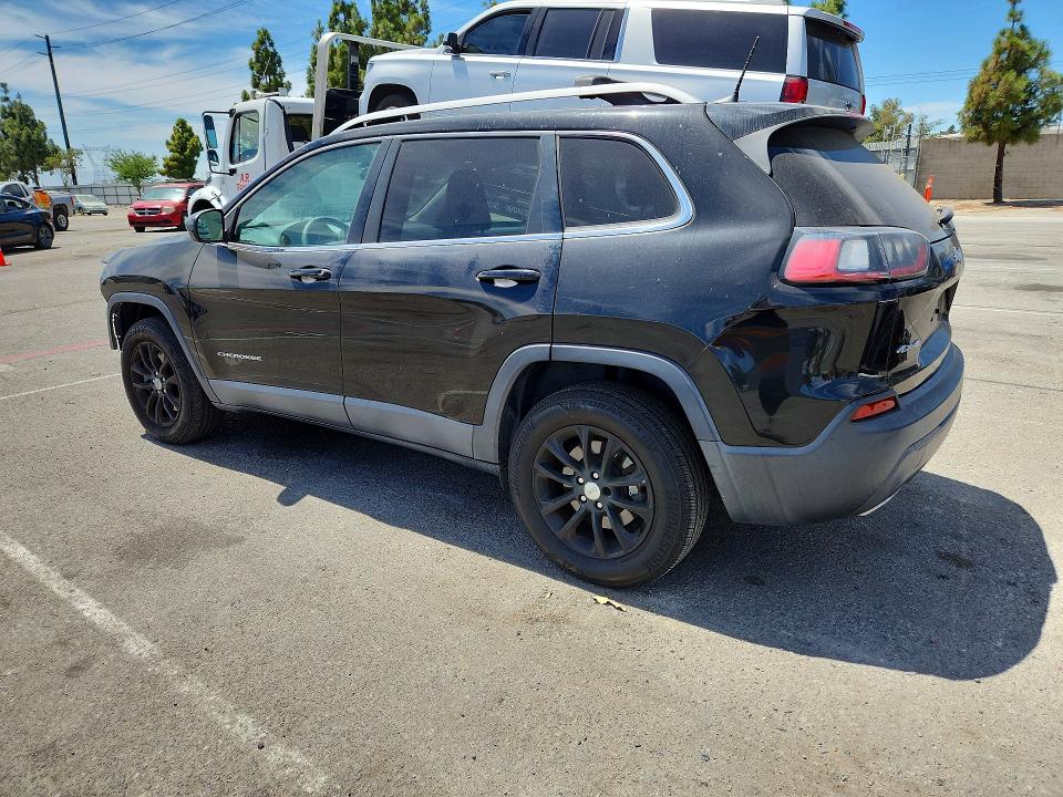 Photo 2 from auction – 2019 JEEP CHEROKEE with VIN 1C4PJMCX8KD218954