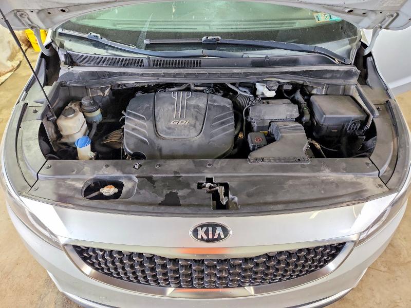 Photo 12 from auction – 2016 KIA SEDONA with VIN KNDMB5C19G6178073