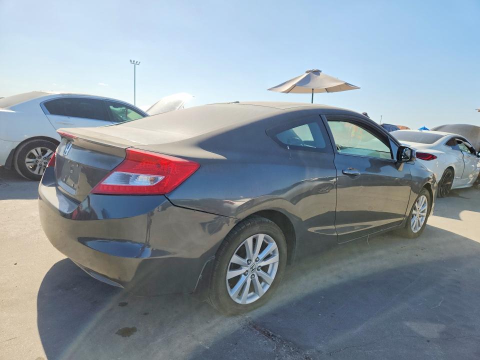 Photo 3 from auction – 2012 HONDA CIVIC with VIN 2HGFG3B88CH560103