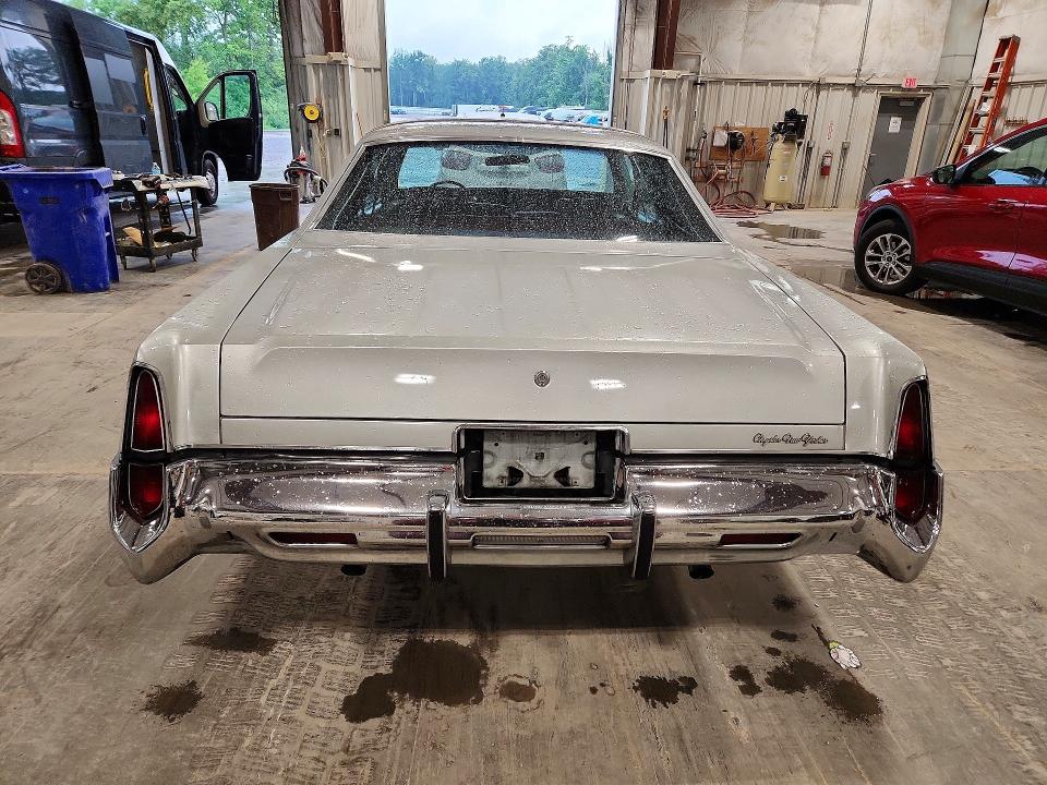 Photo 6 from auction – 1976 CHRYSLER NEW YORKER with VIN CS23T6C151185