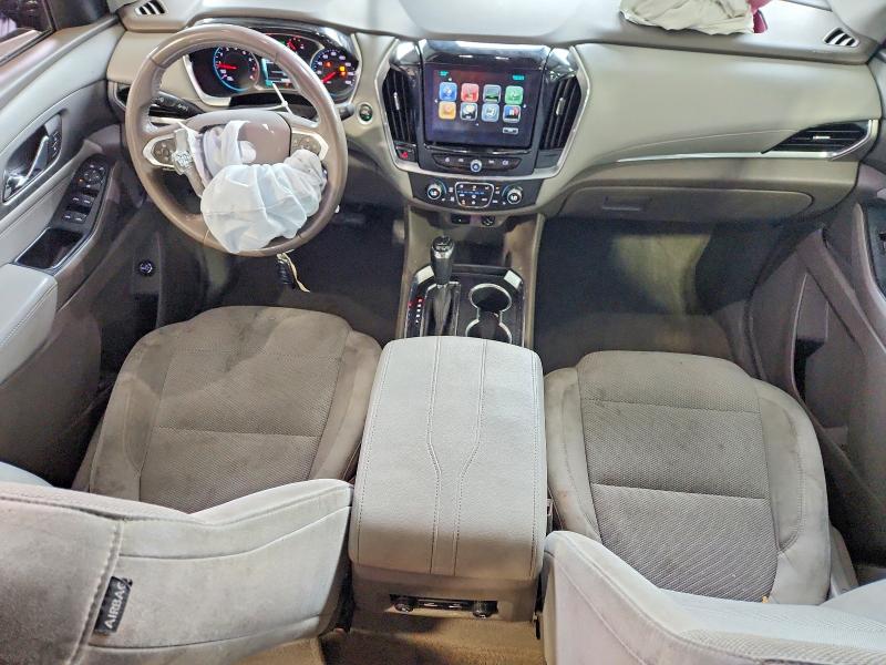 Photo 8 from auction – 2018 CHEVROLET TRAVERSE with VIN 1GNERGKW5JJ223479