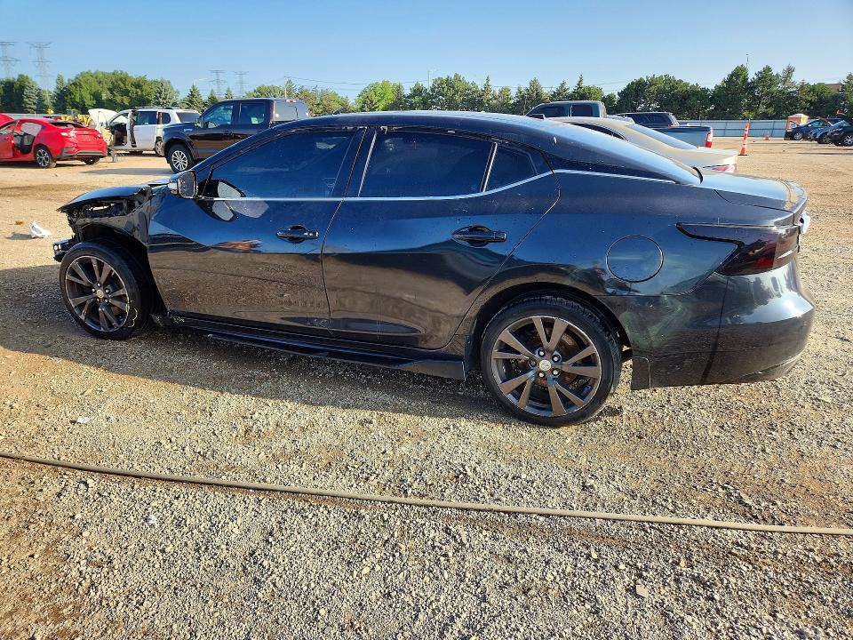 Photo 2 from auction – 2017 NISSAN MAXIMA with VIN 1N4AA6AP0HC384183