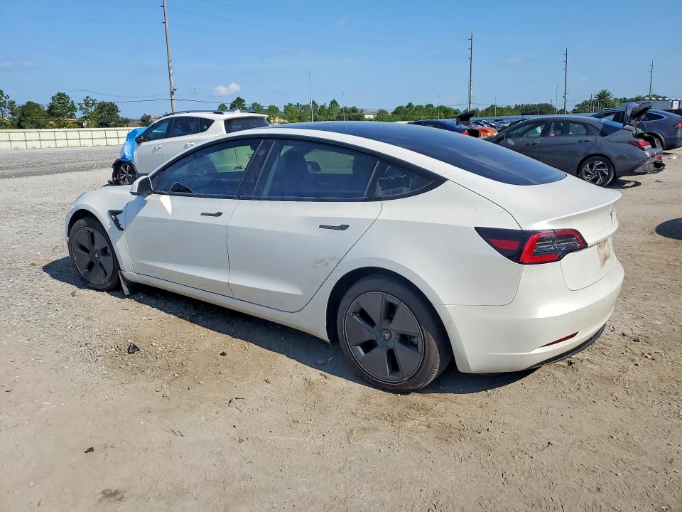 Photo 2 from auction – 2021 TESLA MODEL 3 with VIN 5YJ3E1EB6MF992702