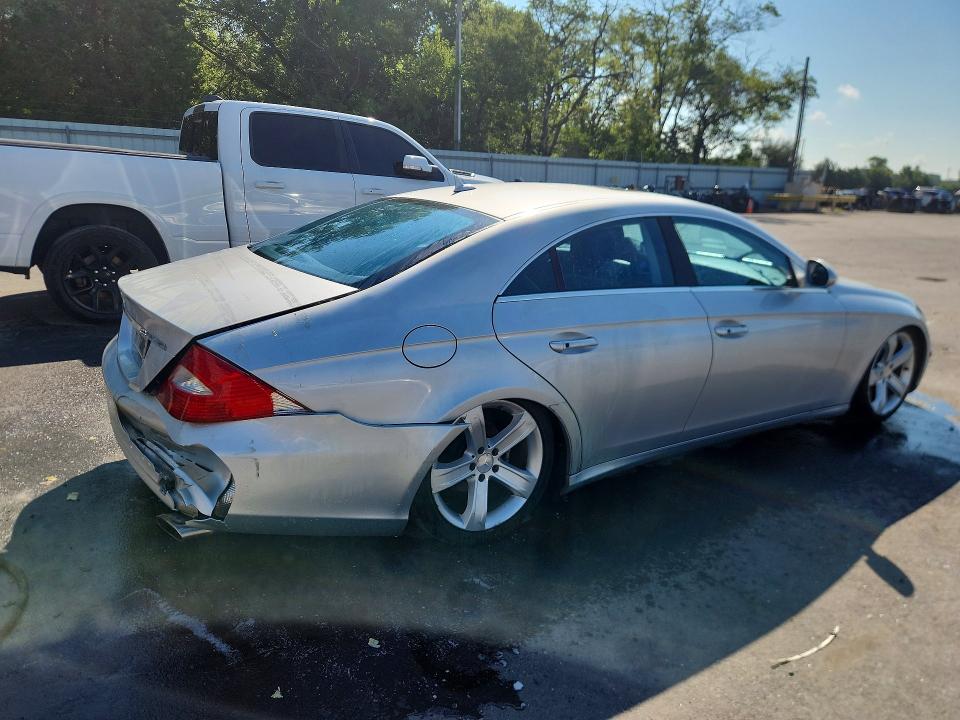 Photo 3 from auction – 2007 MERCEDES-BENZ CLS with VIN WDDDJ72X77A080778