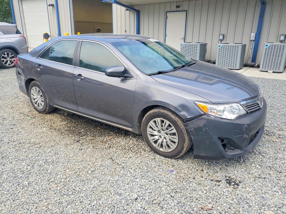 Photo 4 from auction – 2014 TOYOTA CAMRY with VIN 4T1BF1FK0EU364971