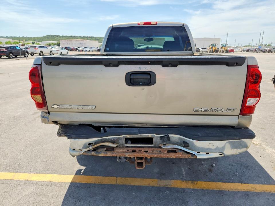 Photo 6 from auction – 2003 CHEVROLET SILVERADO with VIN 2GCEC19T131359852