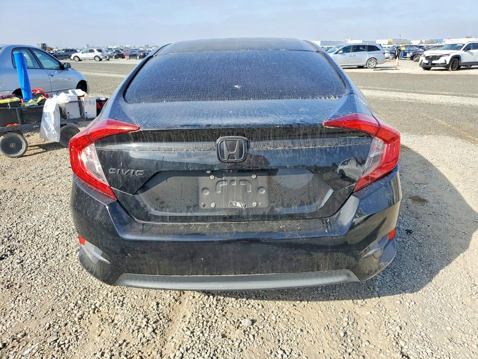 Foto 6 de la subasta – 2016 HONDA CIVIC con VIN 2HGFC2F53GH512620