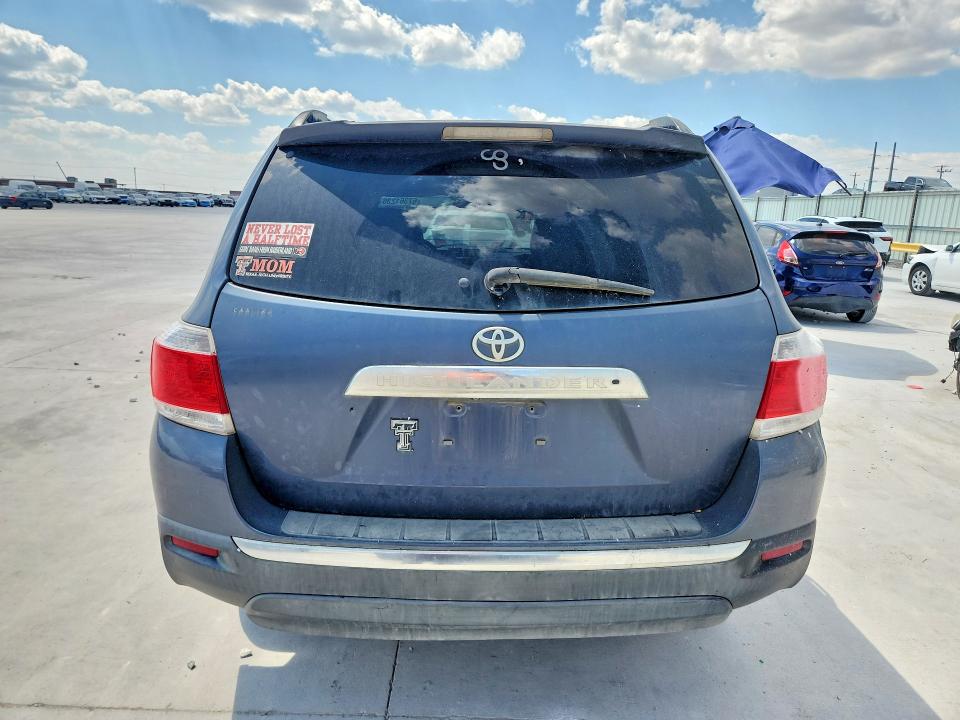 Photo 6 from auction – 2013 TOYOTA HIGHLANDER with VIN 5TDZK3EH8DS116289