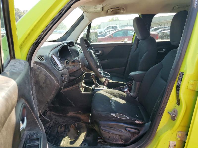 Photo 7 from auction – 2018 JEEP RENEGADE with VIN ZACCJBAB5JPJ15983