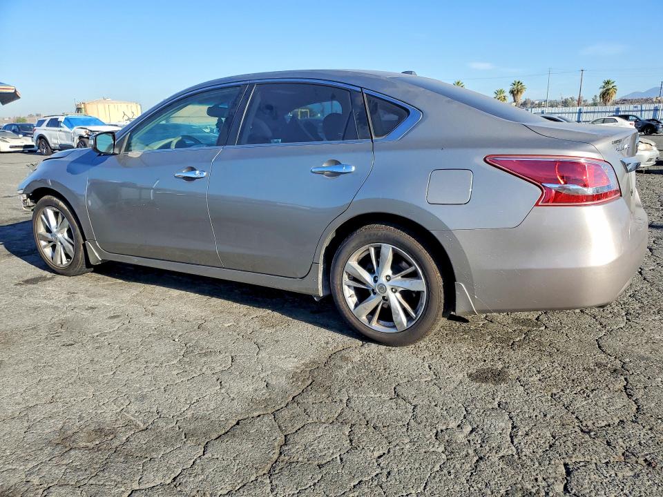 Photo 2 from auction – 2013 NISSAN ALTIMA with VIN 1N4AL3AP5DC210760